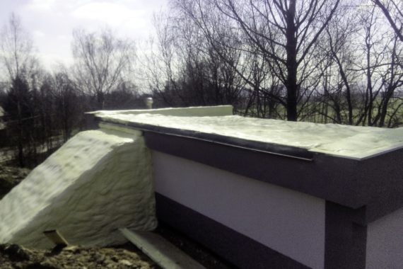 pěnová izolace, chytrá izolace, izolace pěnou, stříkaná izolace