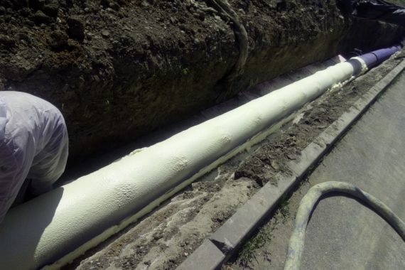 průmyslová izolace, zateplení potrubí, stříkaná izolace, teplá pěna, PUR pěna